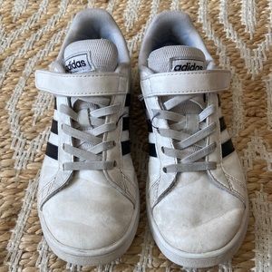 Adidas kids size 1